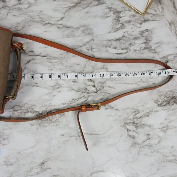 DOONEY & BOURKE vintage pebbled crossbody taupe leather - Picture 4 of 16